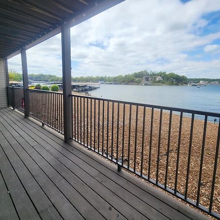 Lakefront Condo With A View Osage Beach Εξωτερικό φωτογραφία